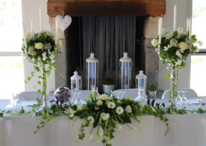 Centre de table mariés côté fleurs creation votre fleuriste à Mably