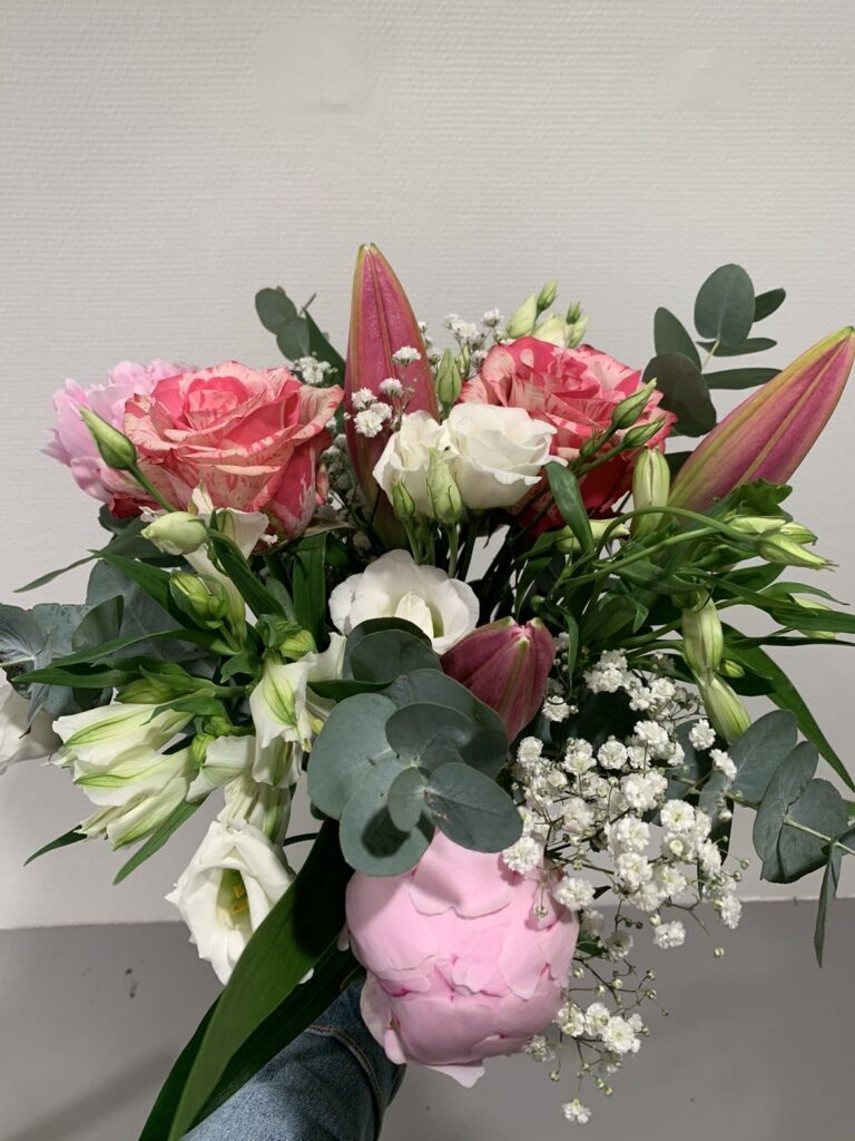 Bouquet fête des mères - Fleuriste Végétalis Roanne