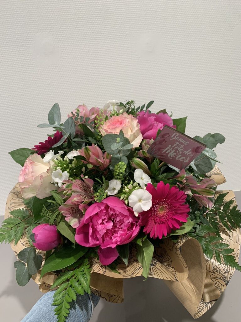 Bouquet fête des mères - Fleuriste Végétalis Roanne